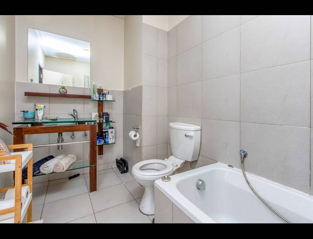 1 BEDROOM APARTMENT FOR SALE IN JACKAL CREEK GOLF ESTATE